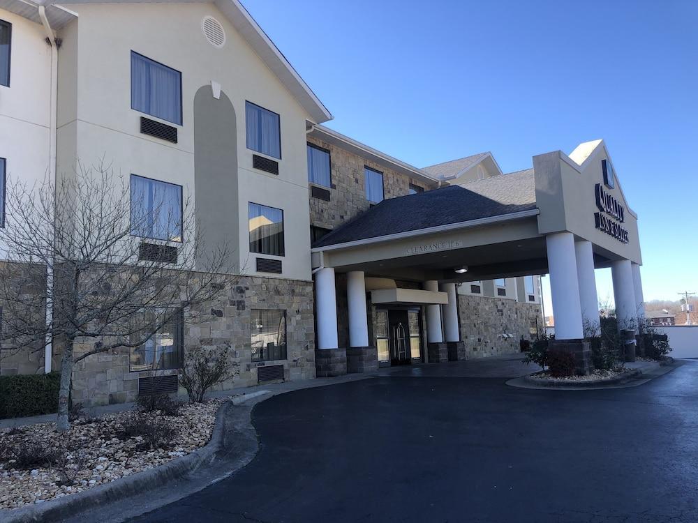 Quality Inn & Suites Malvern Exterior photo